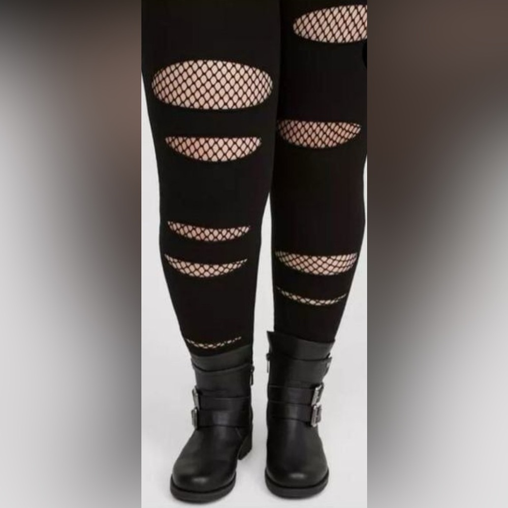 Torrid size 1 or 1X plus slashed fish net leggings rare/ HTF Grunge rockabilly
